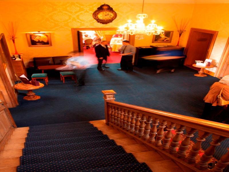 Willington Hall Hotel Tarporley Eksteriør bilde