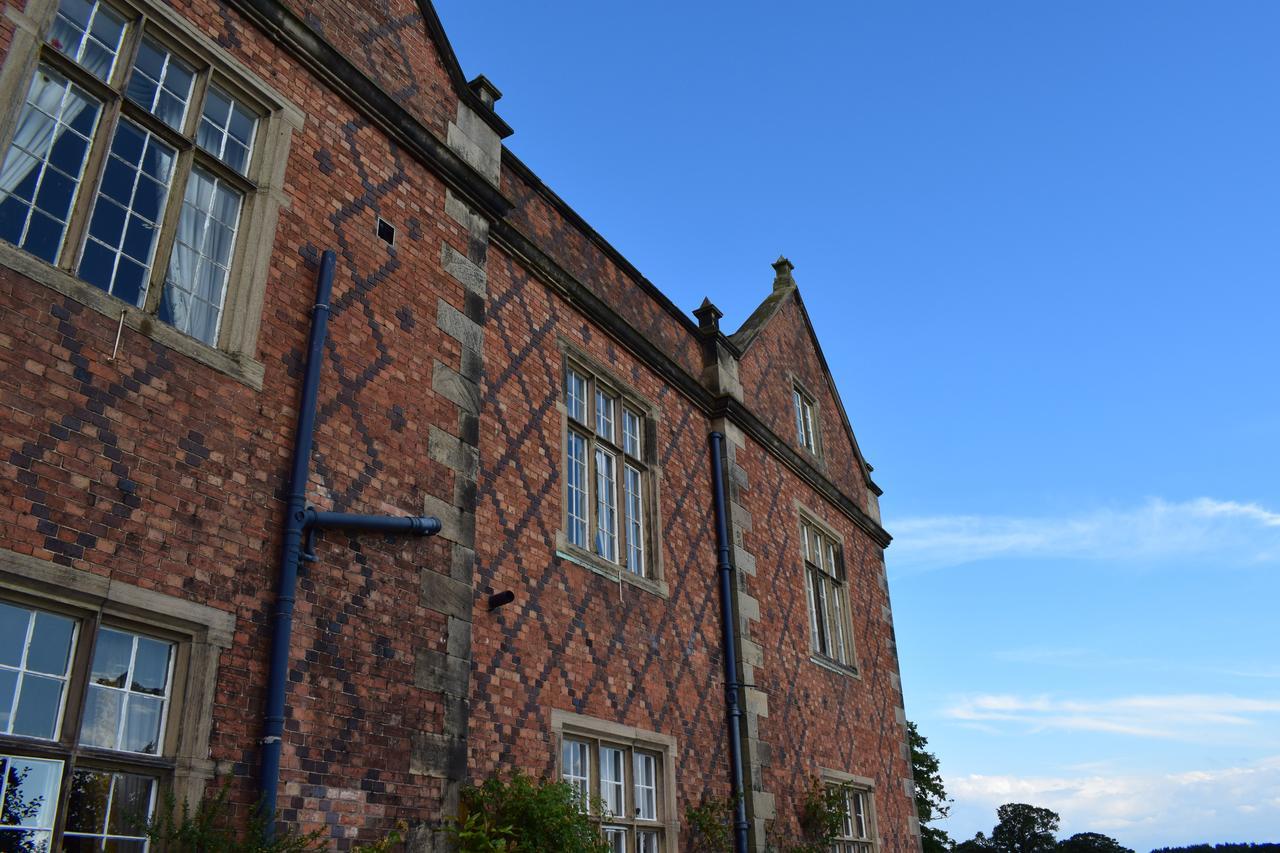 Willington Hall Hotel Tarporley Eksteriør bilde