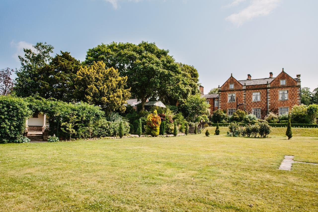 Willington Hall Hotel Tarporley Eksteriør bilde