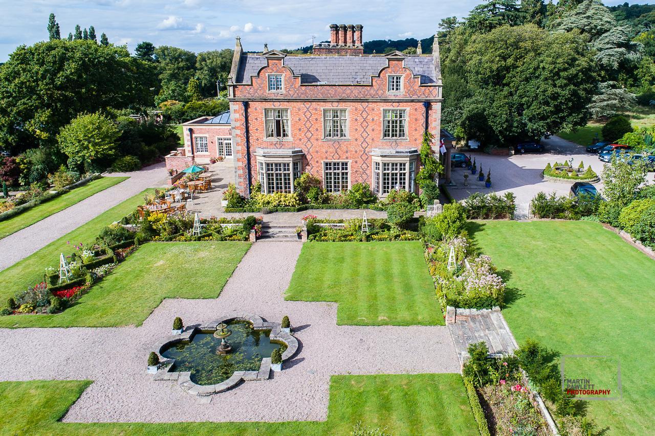 Willington Hall Hotel Tarporley Eksteriør bilde