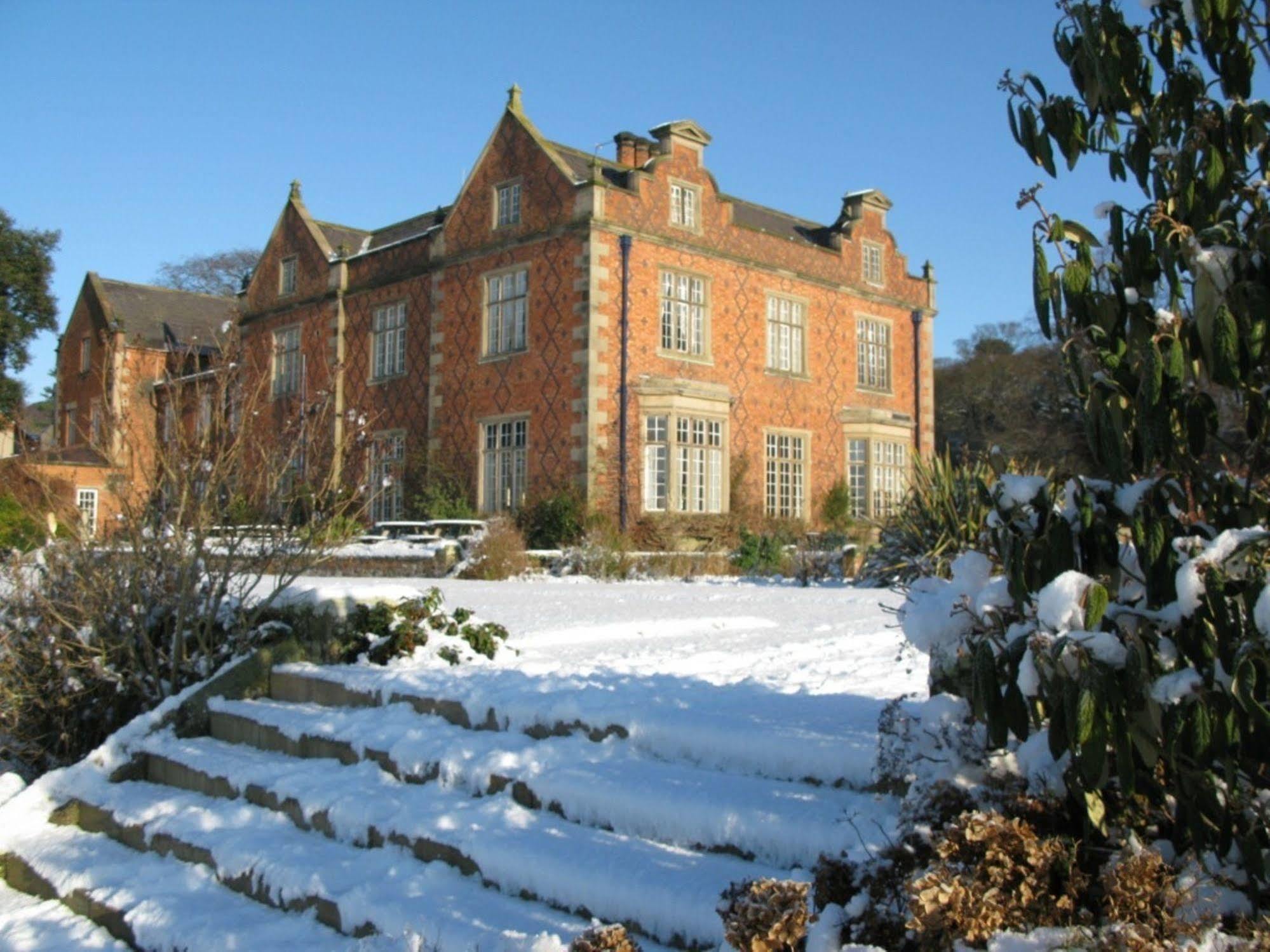 Willington Hall Hotel Tarporley Eksteriør bilde