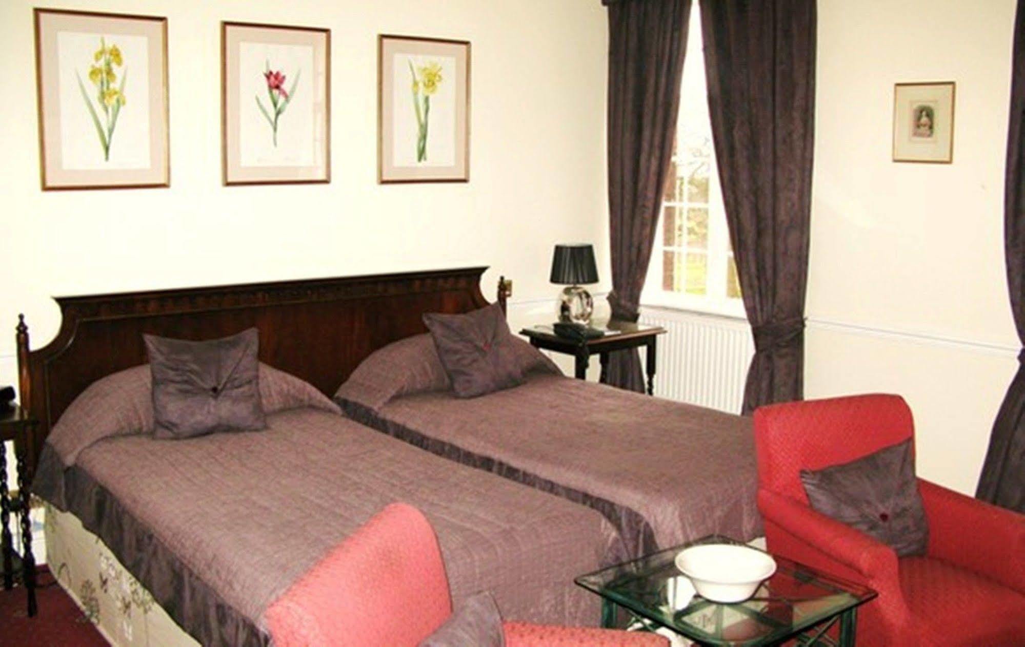 Willington Hall Hotel Tarporley Eksteriør bilde